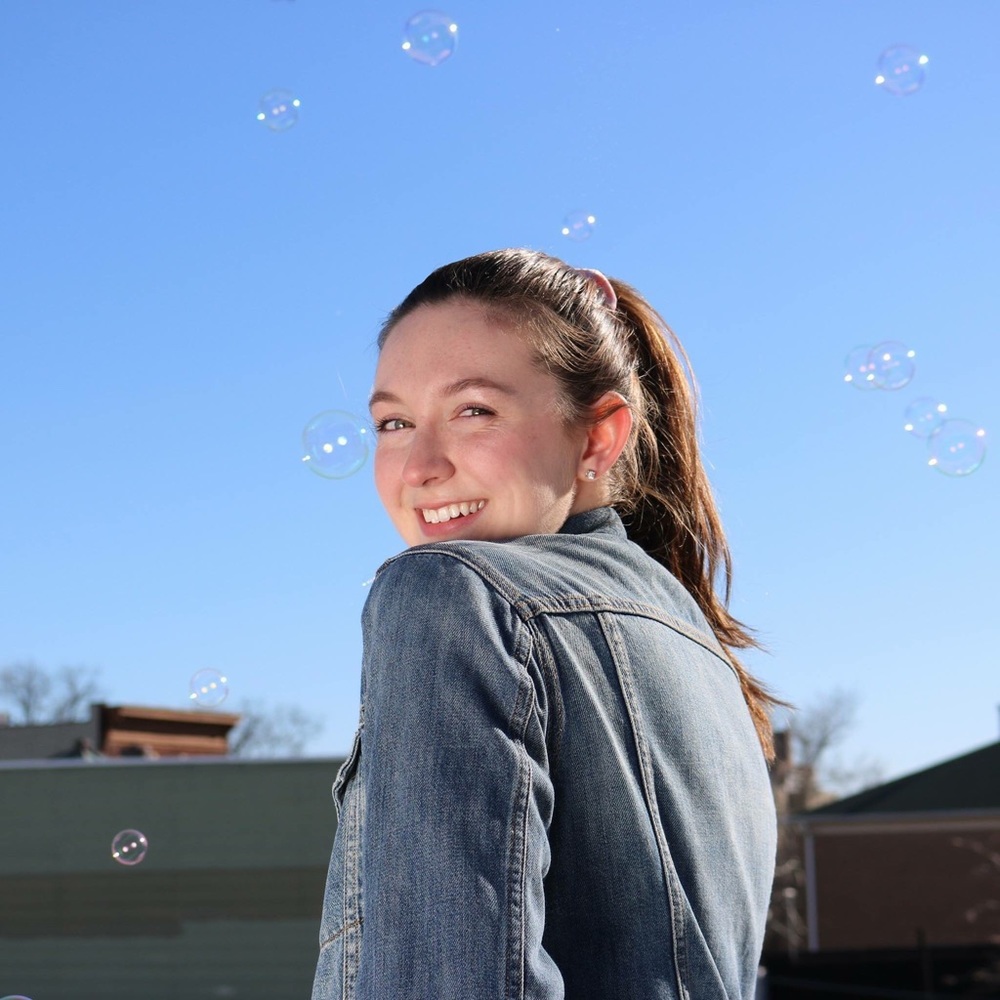 Meet your Posher, Claire